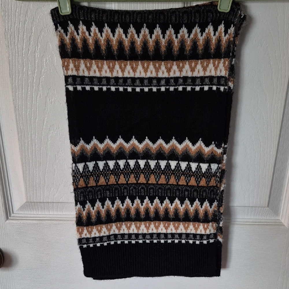 Talbots Black and Brown Patterned Knit Wrap